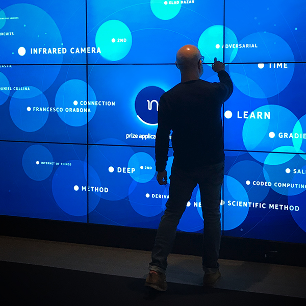 Bell Labs Anomaly home button off